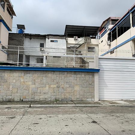 Hotel Murali - Cerca Del Aeropuerto De Guayaquil Ngoại thất bức ảnh