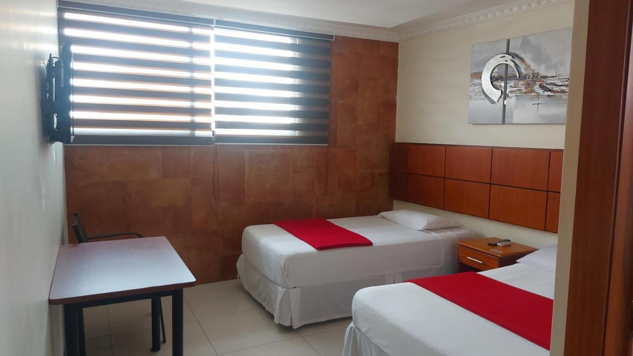 Hotel Murali - Cerca Del Aeropuerto De Guayaquil Ngoại thất bức ảnh