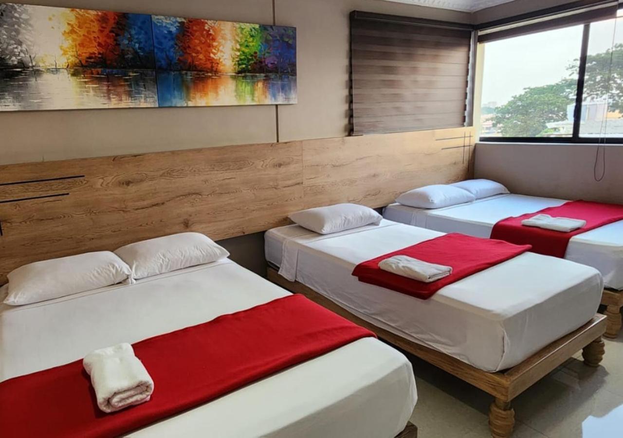 Hotel Murali - Cerca Del Aeropuerto De Guayaquil Ngoại thất bức ảnh