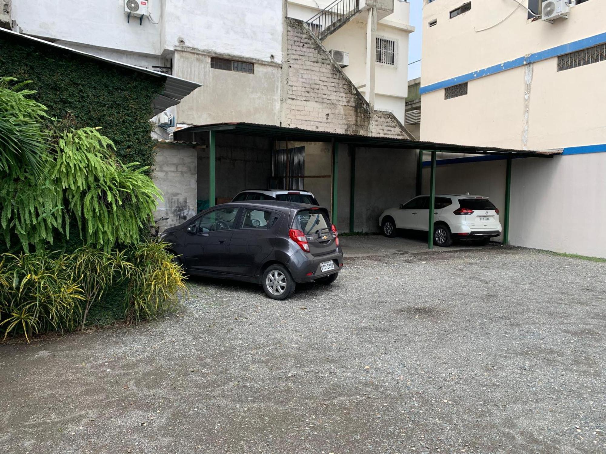 Hotel Murali - Cerca Del Aeropuerto De Guayaquil Ngoại thất bức ảnh