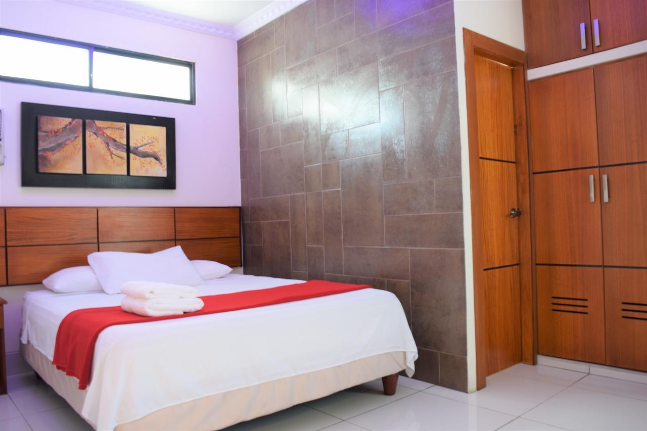 Hotel Murali - Cerca Del Aeropuerto De Guayaquil Ngoại thất bức ảnh