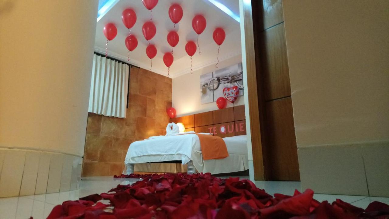 Hotel Murali - Cerca Del Aeropuerto De Guayaquil Ngoại thất bức ảnh